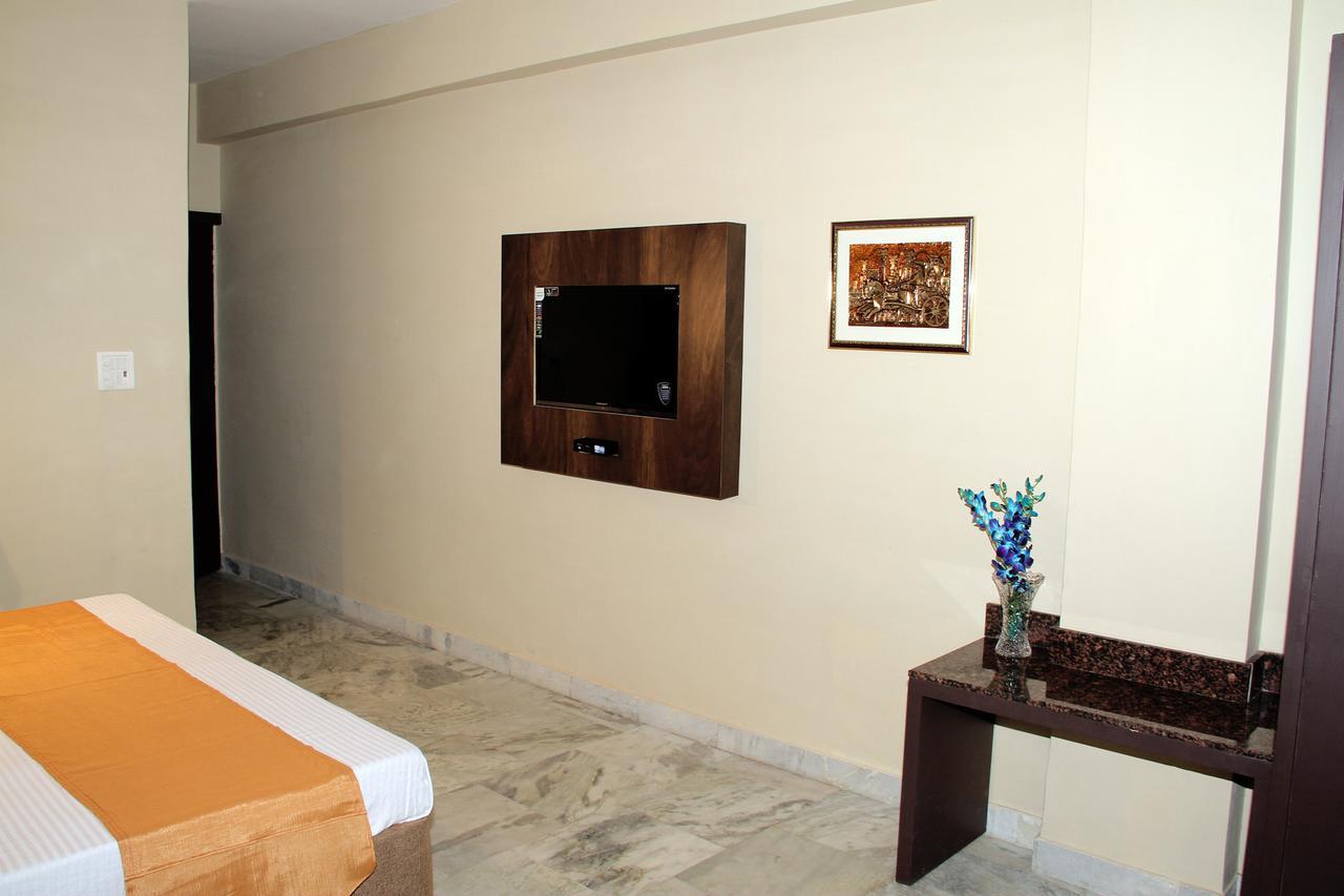 Hotel Gathbandhan Agra  Extérieur photo